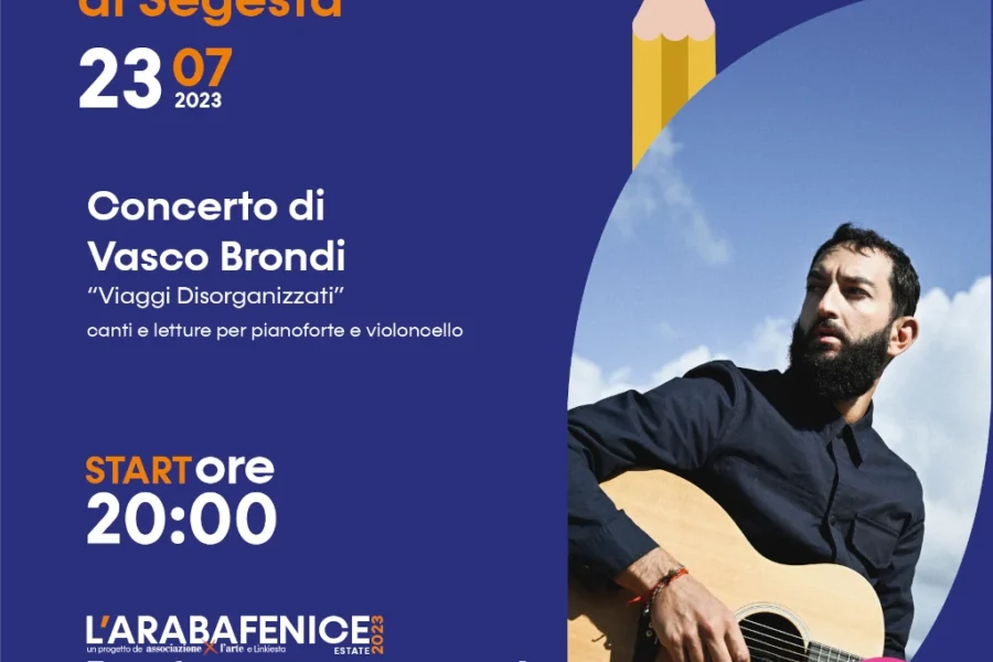 Sabato 23 luglio. Per la serata conclusiva della prima edizione dell’ArabaFenice KFestival, riflettori puntati su uno dei cantautori italiani più amati della sua generazione: Vasco Brondi.